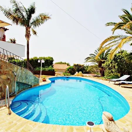 Villa Alfredo - Charming With Private Pool In